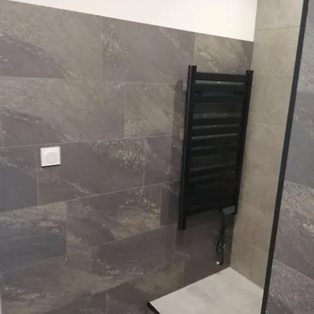Apartment Pour 4prs Dans Maison Individuelle *